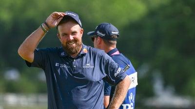 Shane Lowry (-13) Tie Major Championship Record With 62