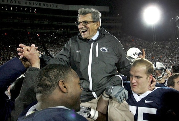 Report: Paterno family weighs stopping ventilator - CBSSports.