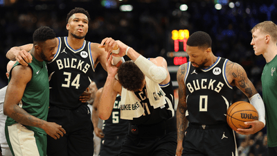 Reports: Bucks Preparing To Be Without Giannis To Start Playoffs