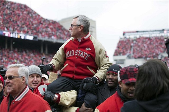Photos: Jim Tressel lifted onto team's shoulders at Ohio State 2002 reunion  - CBSSports.com